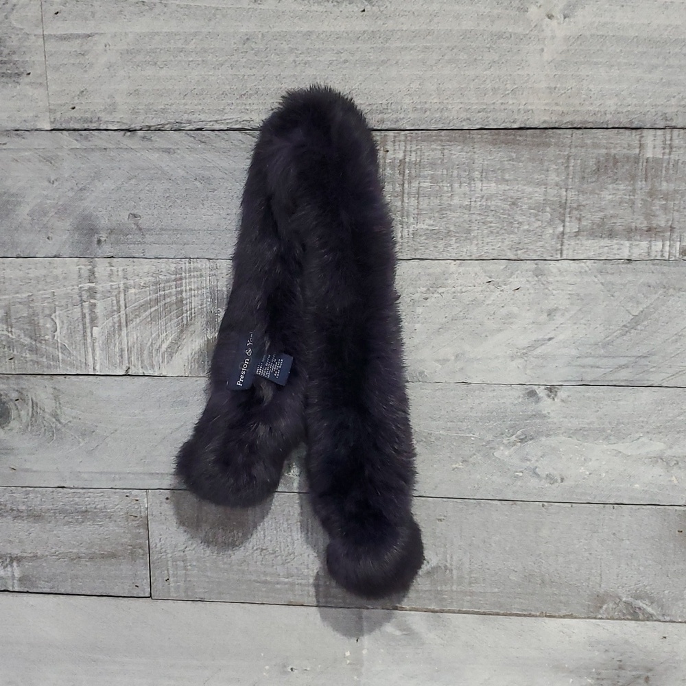 Purple Rabbit Fur Accessory - Picture 3 of 9